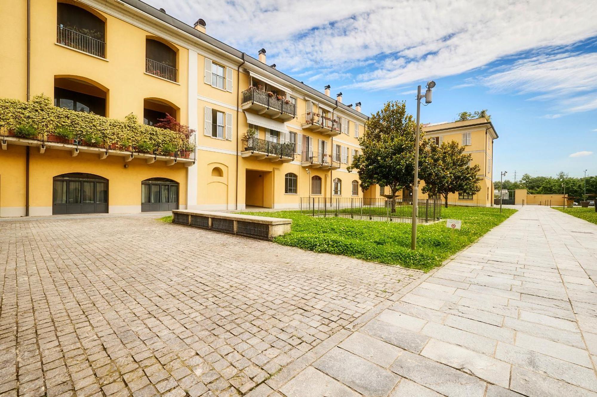 Luxy Appartment Close Navigli - Milan, Milan